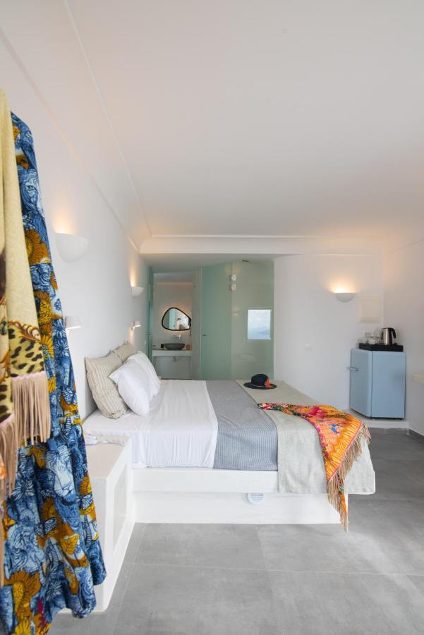 Aparthotel Caldera Cliff Illusion Fira  Exterior foto