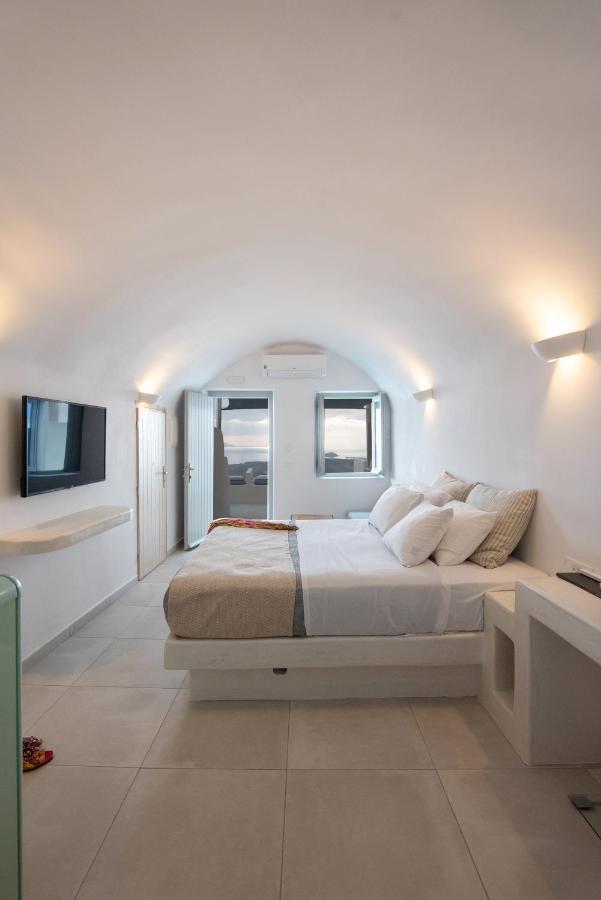 Aparthotel Caldera Cliff Illusion Fira  Exterior foto