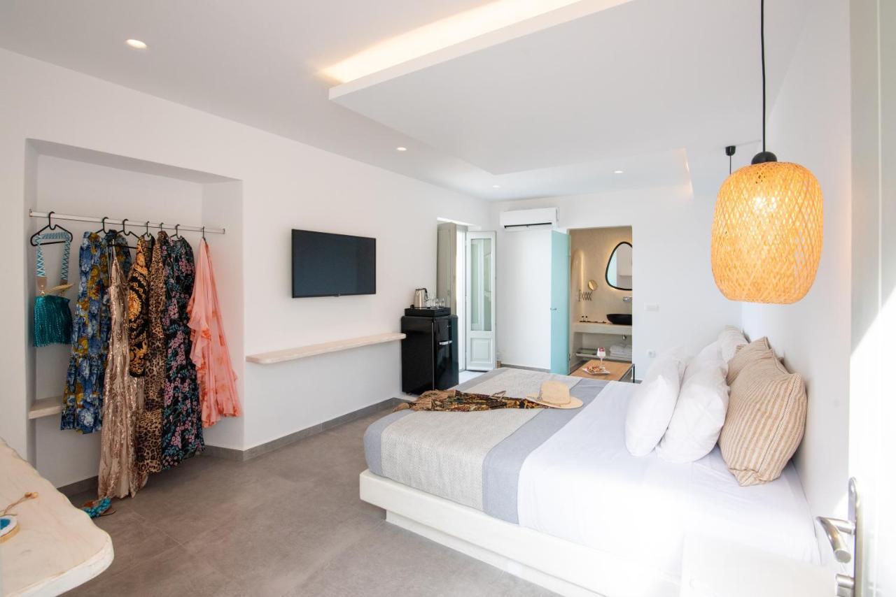 Aparthotel Caldera Cliff Illusion Fira  Exterior foto